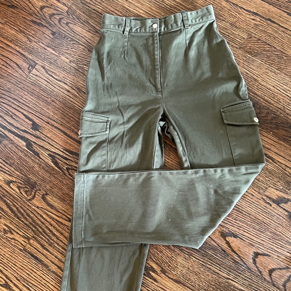 As seen on TikTok. Vintage Boy Scout style cargo pant.